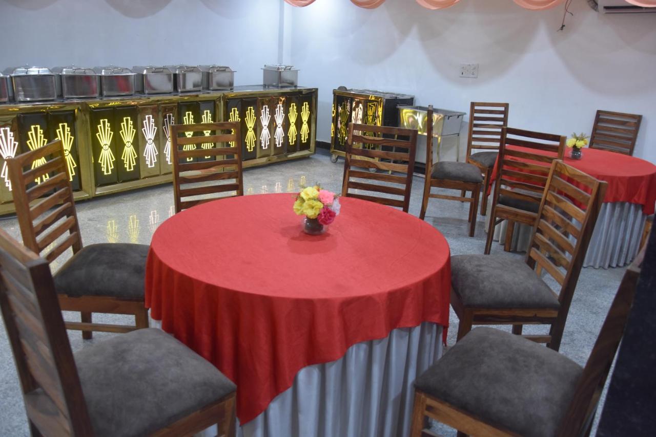 Hotel De Luxe Basai Road Gurgaon Eksteriør bilde